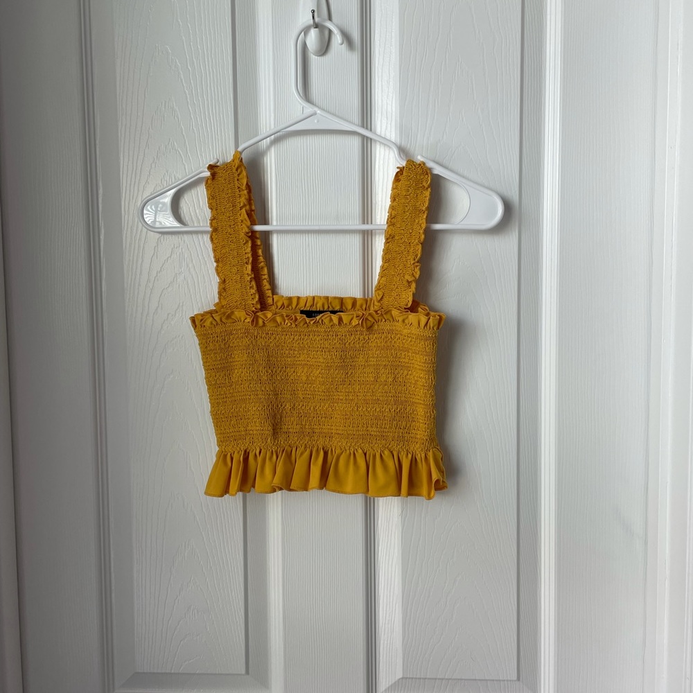 Small Forever 21 crop top. Worn maybe twice.